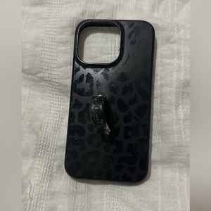 iPhone 12 Pro leopard loopy case
